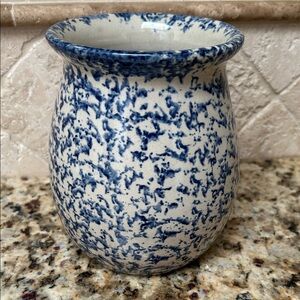 Marshall Pottery Blue and White Speckled Ceramic Vase. Signed by Brian Miller.